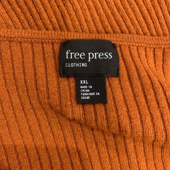 Free Press V-Neck Ribbed Sweater - Picture 5 of 6